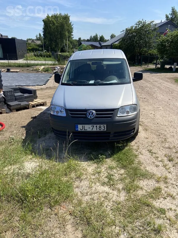 Volkswagen Pārdodas 2010 gada caddy 1.9tdi, virsū pasvaigas z