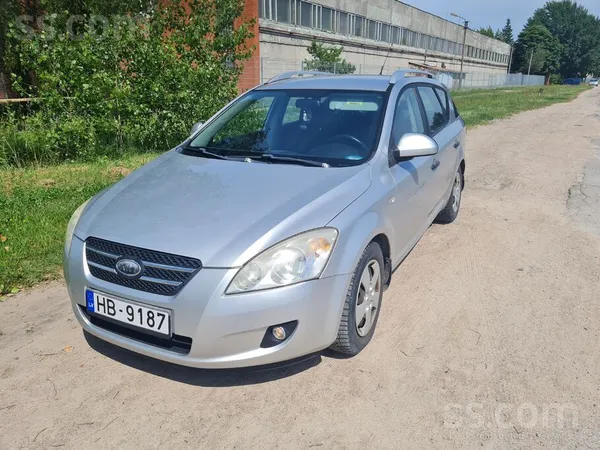 KIA Продаётся Kia Ceed SW 1, 6 Crdi, 66 kW , механика 