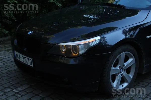 BMW 530