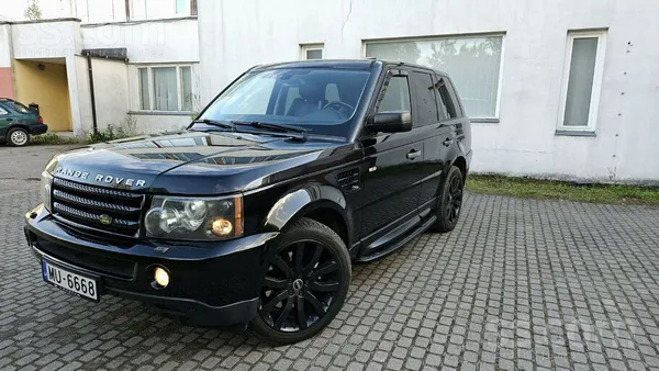 Land-rover Skaists Shadowline īpaši melns Džipiņš labā darba 