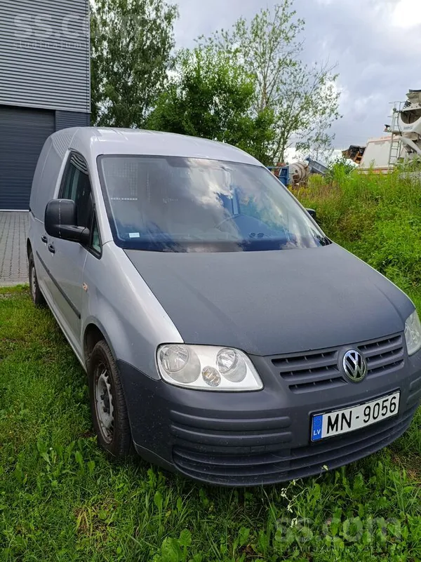 Volkswagen VW Caddy 1.6 bendzīns, labā stāvoklī ar vizuāliem 