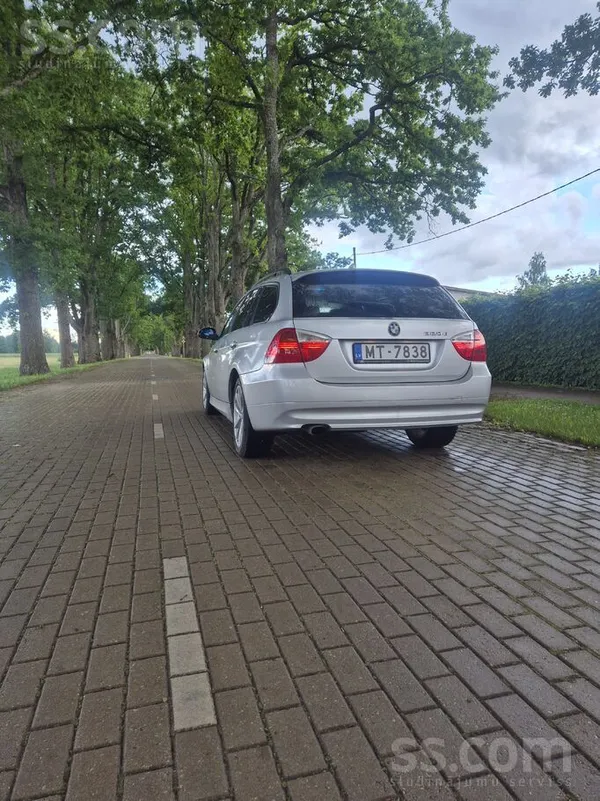 BMW Pārdod BMW e91 2.0d veco labo 120kw automātu
