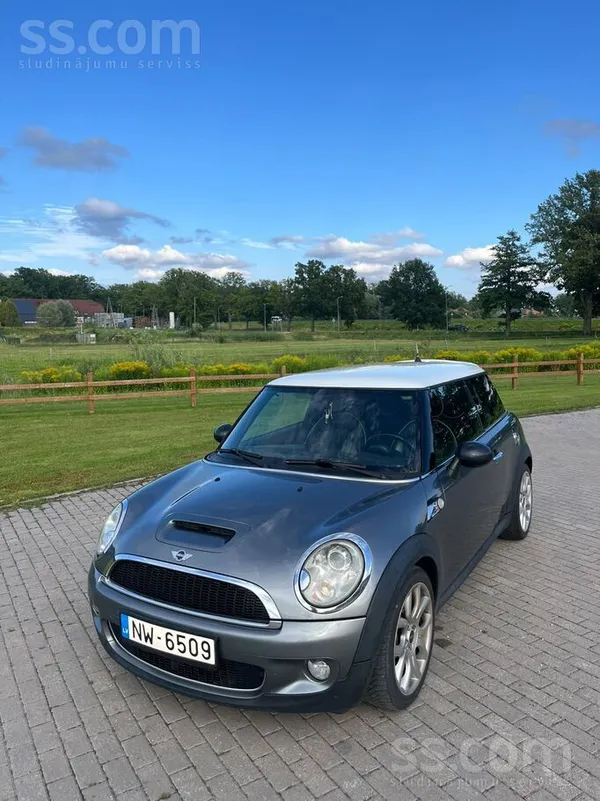 Mini Pārdod Mini Cooper S, 1.6 (128kw) benzīna dzinējs 