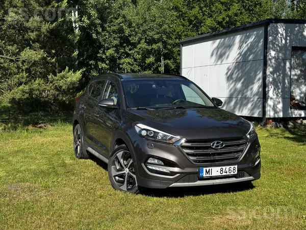 Hyundai Sveicināti. Pārdodu koptu auto labā stāvoklī - āda