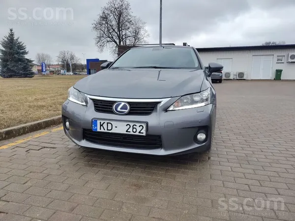 Lexus Pārdodu Lexus CT 200h. Labā tehniskā stāvoklī. Pil