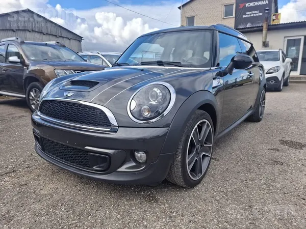 Mini Cooper S Kombilimousine 2011G. Auto no Vācijas, Latvijā nav braukta.