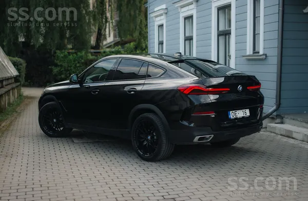 BMW Īpašnieks pārdod BMW X6 G06 xDrive30d, jauns pirkt