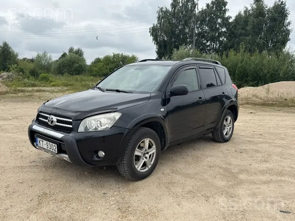Toyota Rav4, 4x4, ekanomisks auto. patikama komplektacija