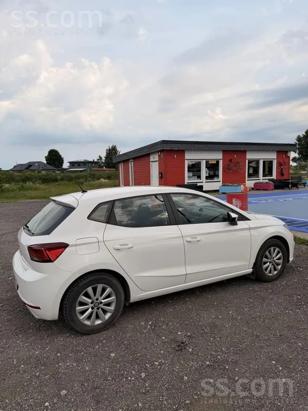 Seat Pārdodu Seat Ibiza ar 1.6 litru dīzeļdzinēju un ma