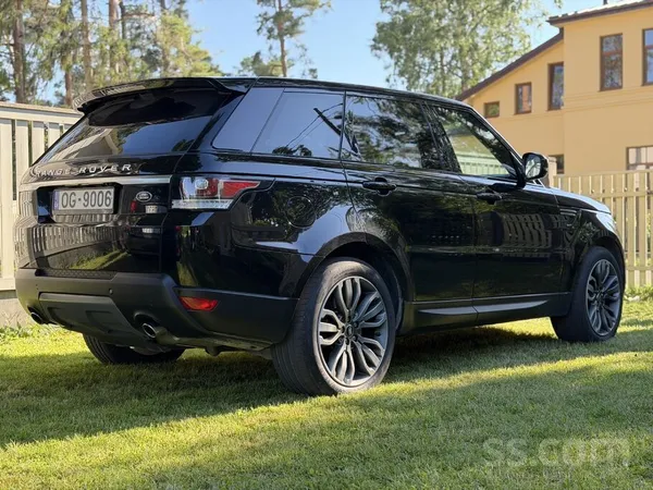 Land-rover Laba stavokli bez sleptiem defektiem. 