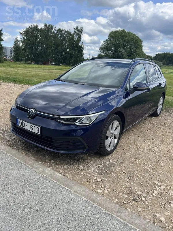 Volkswagen Pārdod Volkswagen Golf ar uzticamo un ekonomisko 2