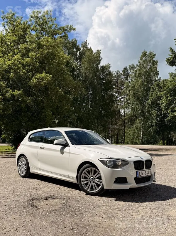BMW BMW 120, kas vēl joprojām sagādā prieku braukt. 18