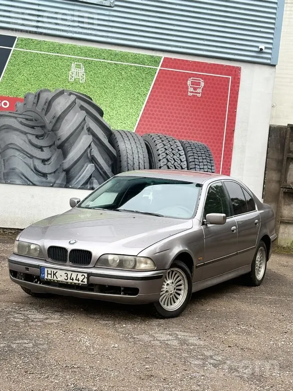 BMW Sakarā ar laika trūkumu /Auto pārdodas par dzinēja