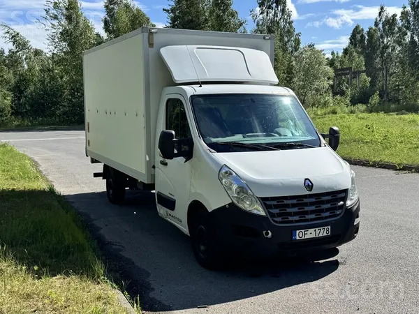 Renault Pirms gada ievests Renault Master 2.3d ar mehānisk