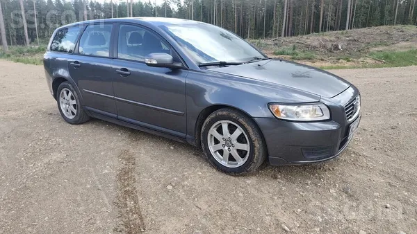 Volvo V50