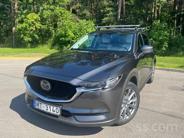 Mazda Īpašnieks pārdot auto, kas jauns iegādāts, apkopts