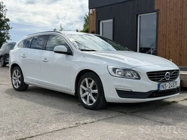 Volvo Volvo V60 2.0 Summum. Automāts.