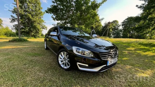 Pārdodu Volvo v60 10.2017 ar pasvaigu skati 04.27, cietās daļiņas jeb Dpf -