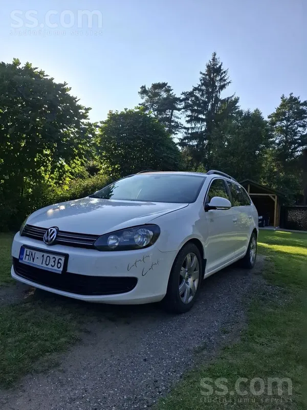 Volkswagen Pārdod WV Golf6