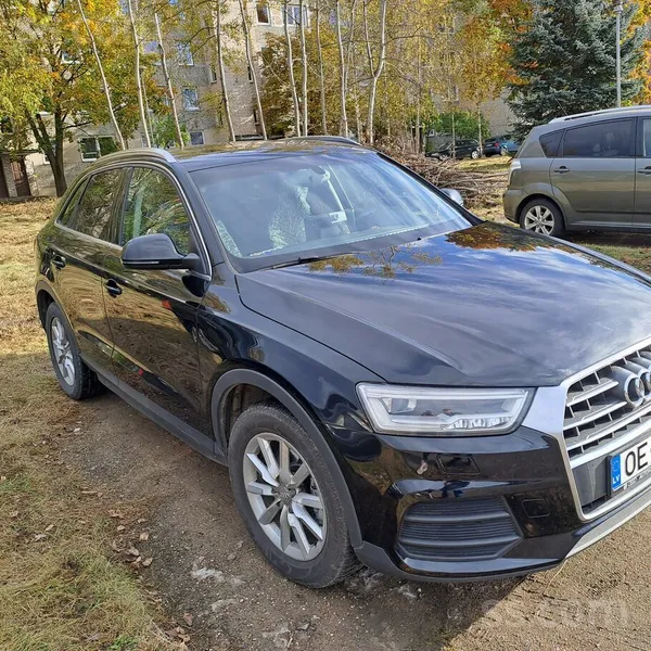 Audi Продаю Audi Q3 в идеальном визуальном и техническо
