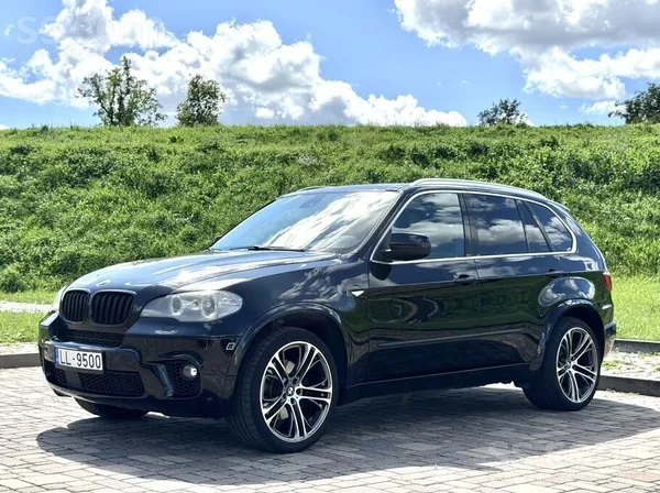 BMW Продаётся BMW X5 E70 40d