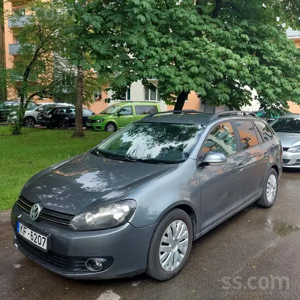 Volkswagen Pārdodu auto ikdienas braukšanai ar ekonomisku dzi