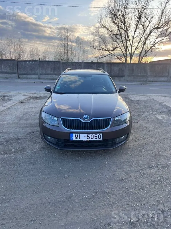 Skoda Pārdodu Škoda Octavia Combi 2015. gada izlaiduma a