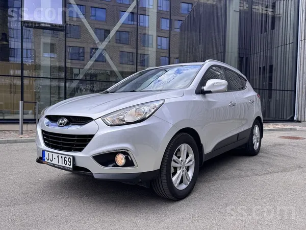 Hyundai Pārdodu koptu un uzticamu Hyundai ix35 teicamā teh