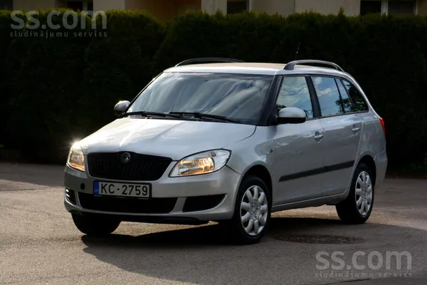 Skoda Skoda Fabia 1.6 Tdi / Comfort komplektācijā / Mehā