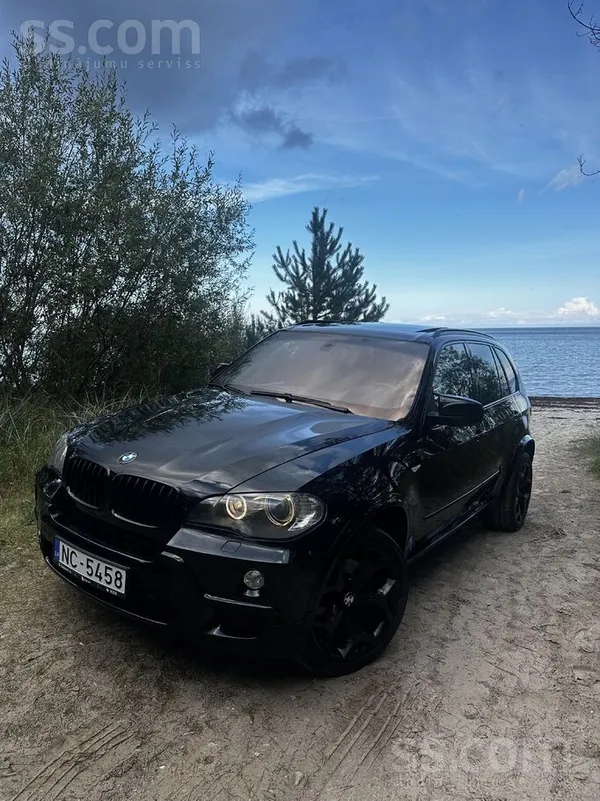 BMW BMW x5 2008 год 180kw