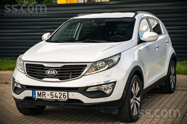 Pārdod Kia Sportage 2.0 dīzelis, 135 kw, 4x4, automātiskā Ātrumkārba. 

Ek