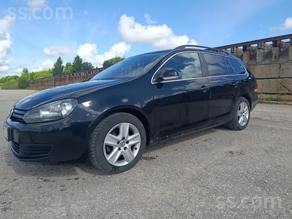Volkswagen VW Golfs 6. 1.6tdi 77kw. Vidējais patēriņš 5, 5l.