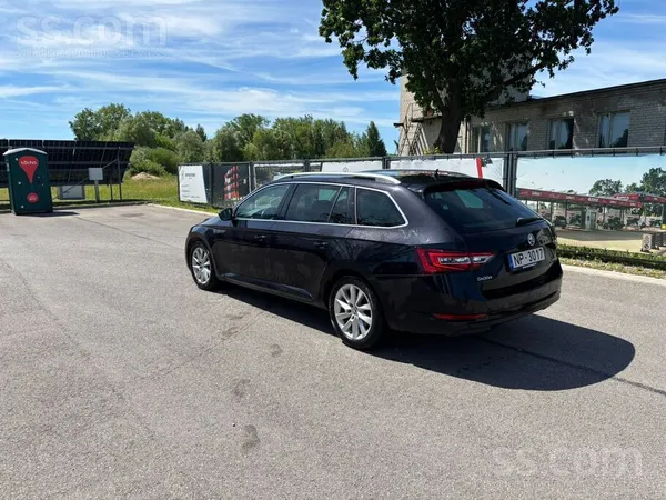 Skoda Īpašnieks pārdod Škoda Superb 2.0D 110kw/150hp ar
