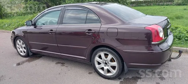 Toyota Toyota Avensis 2l Benzīns