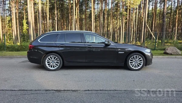 BMW BMW 535D xDrive Touring Luxury Line