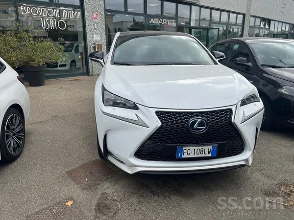 Lexus Lexus Nx300H F Sport (2017. gada modelis, pirmā re