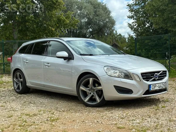 Volvo Volvo V60 D4 , 2.0d - 120 kw -163 zs , piecu cilin