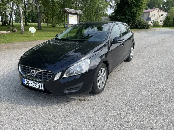 Volvo Atvests no NL. 1.6 benzins, automats. Uzlikta uzsk