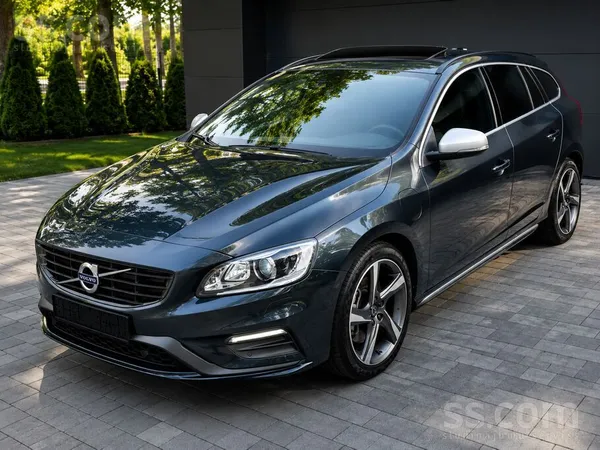 Volvo Volvo V60 Twin Engine R-Design ar 2.4 D6 Plug in H
