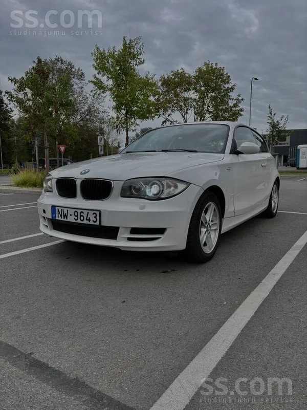 BMW BMW 118i / 143hp / Hatch Coupe