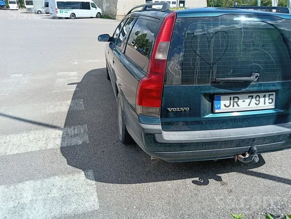 Volvo Pārdod Volvo V70
