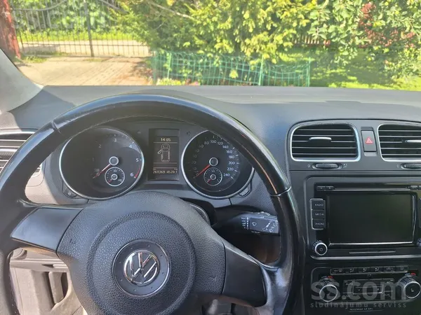 Volkswagen Golf 2.0 dīzelis. 