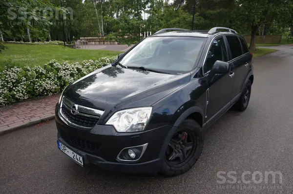 Pārdod ietilpīgu, jaudīgu un komfortablu pilnpiedziņas apvidus auto. 
Opel