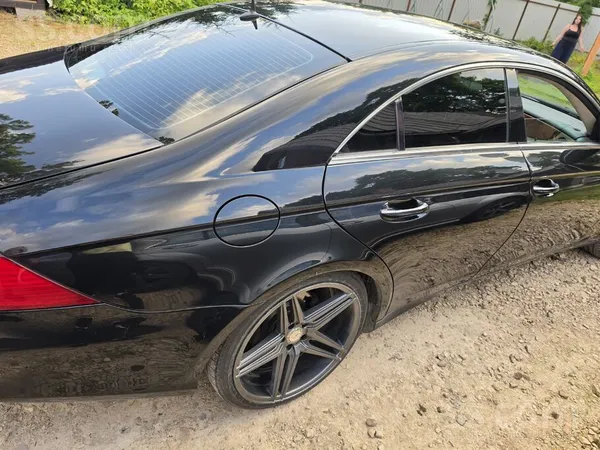 Mercedes Машина в хорошем Состаянии. Литые Диски Р20 ...