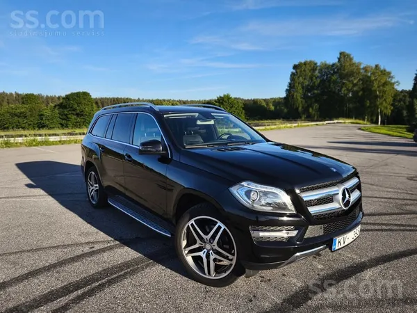 Mercedes Ideālā tehniskā un vizuālā stāvoklī. Jauna TA, ori
