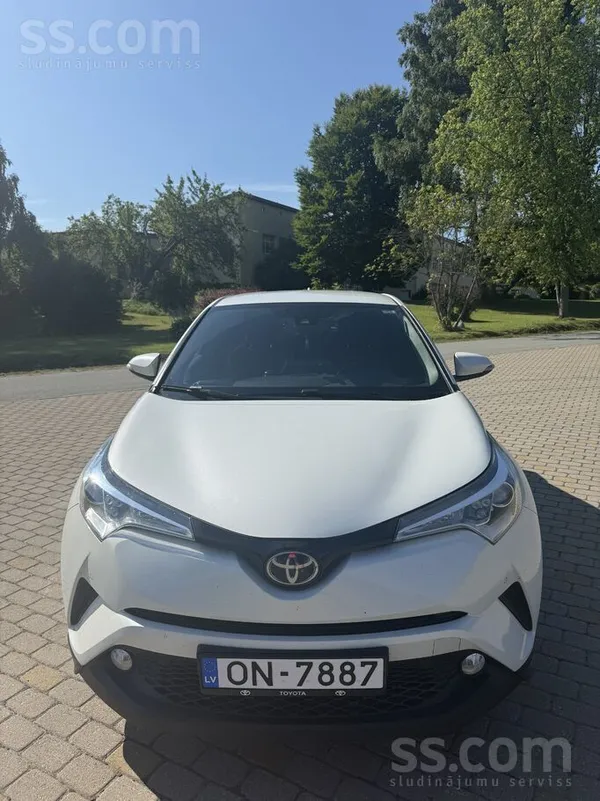 Toyota Pārdod labi koptu Toyota C-Hr 1, 2 turbo, (85kw) 2