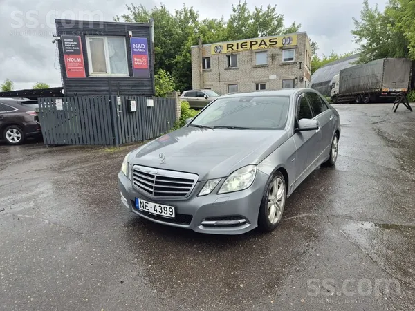 Mercedes Mercedes Benz E220 Avantgarde 2.2l dīzelis. 125kw 