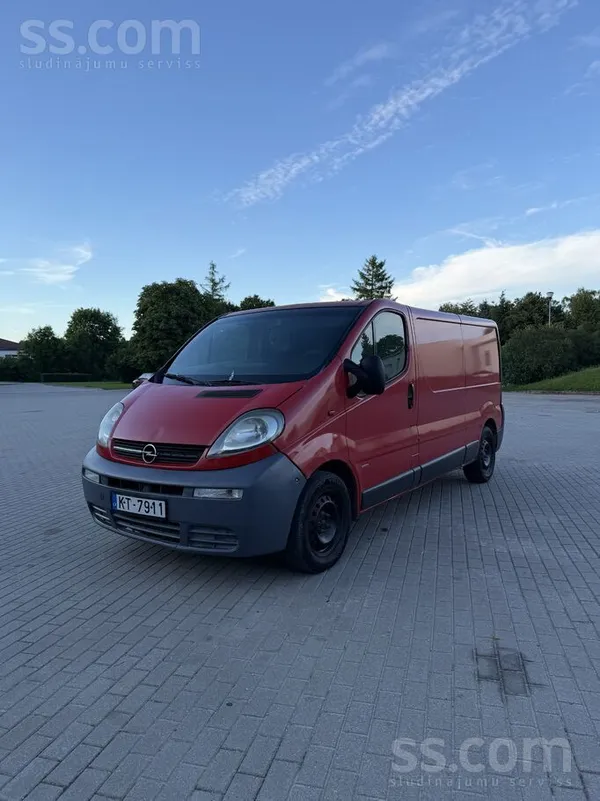 Opel Opel vivaro 1.9 Dīzelis. kravas buss ar garo bāzi.