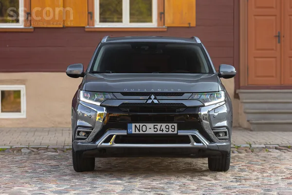 Mitsubishi Mitsubishi Outlander Phev 2.4 Plug-in Hybrid 4Wd, 