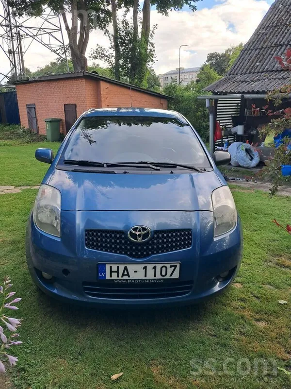Toyota Продаю Тojota Yaris 2008 года, aвтомат, пробег 180
